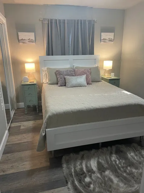 Small Town Charmer, Upstairs 2 bedroom apartment - Image 1