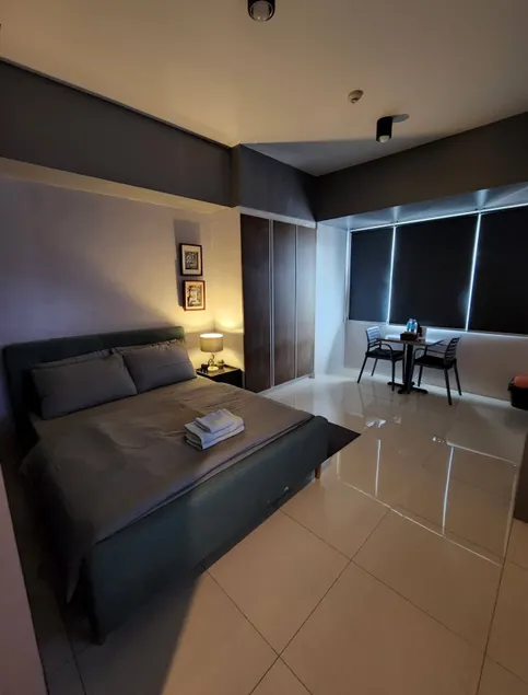 Calyx Residences Ayala - Image 1