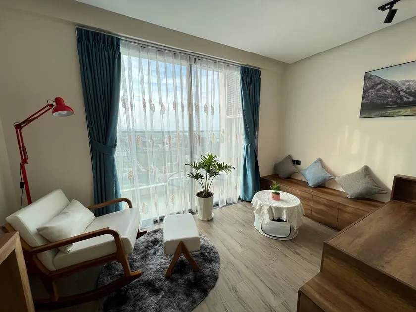 BEAR HOME CITYVIEW CORNER APARTMENT - Image 1