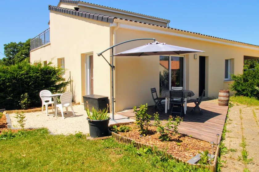 Le 16 BIS air-conditioned apartment PMR Vouneuil s/s Biard - Image 1
