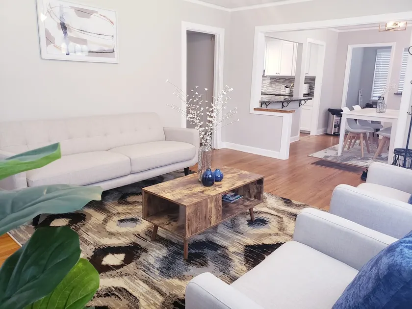 ⭐️⭐️⭐️Spacious Capitol City Charmer near Downtown!!!⭐️⭐️⭐️ - Image 1