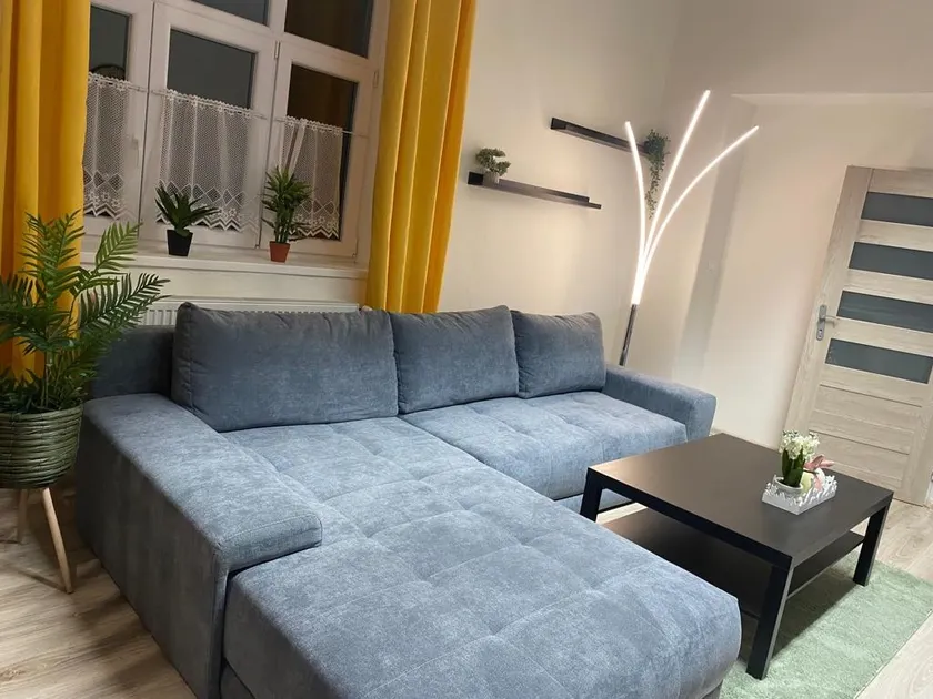 Beautiful apartment in the city center with free parking - Image 1