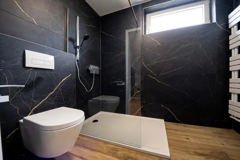 Spacious holiday home – with AC – quiet location - Image 1