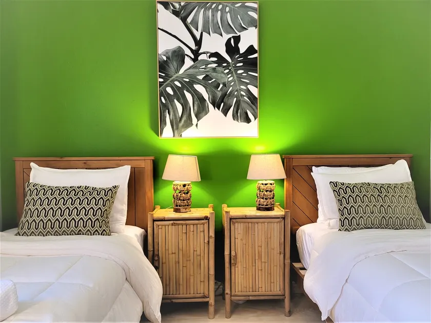 Your Oasis Awaits - Downtown PA Near Stanford 2 bd #657 - Image 1