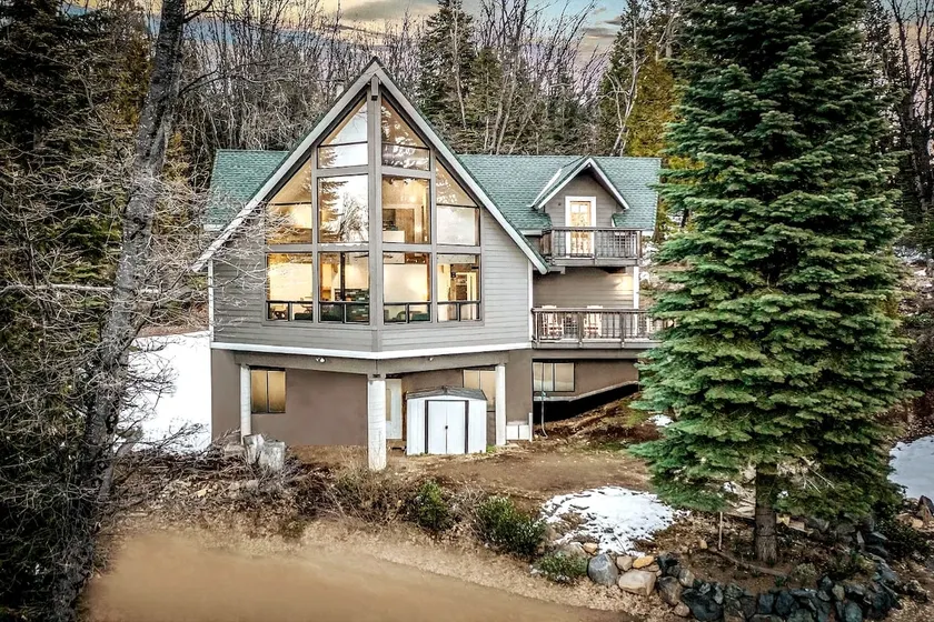 Sierra Modern Mountain Home - Image 1