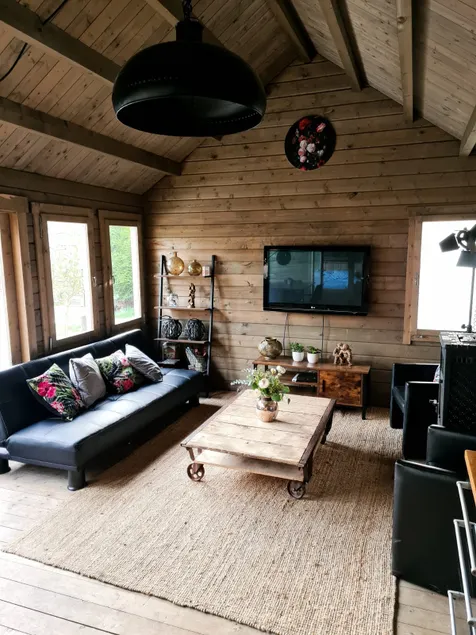 Nice log cabin close to the beach and city - Image 1