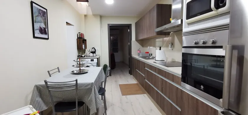 Cozy townhouse - Image 1