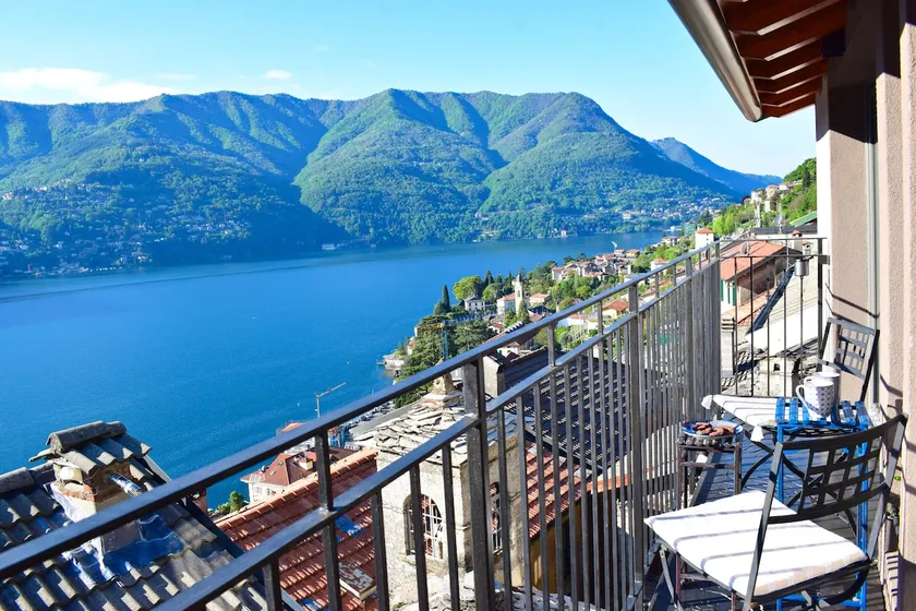 Romantic home stone with amazing view lake of Como and Oleandra - Image 1