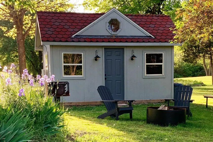 The Camper’s Cabin W/ Bunk Bed - Image 1