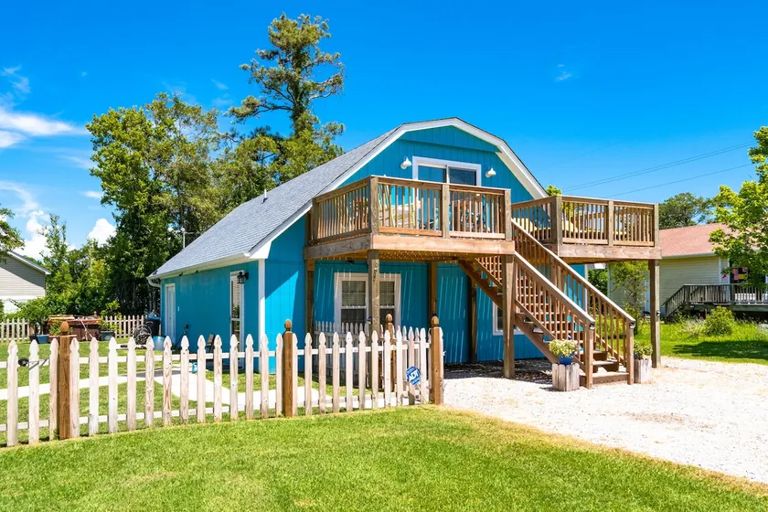 Keepin it Coastal Too - Pet Friendly - Image 1