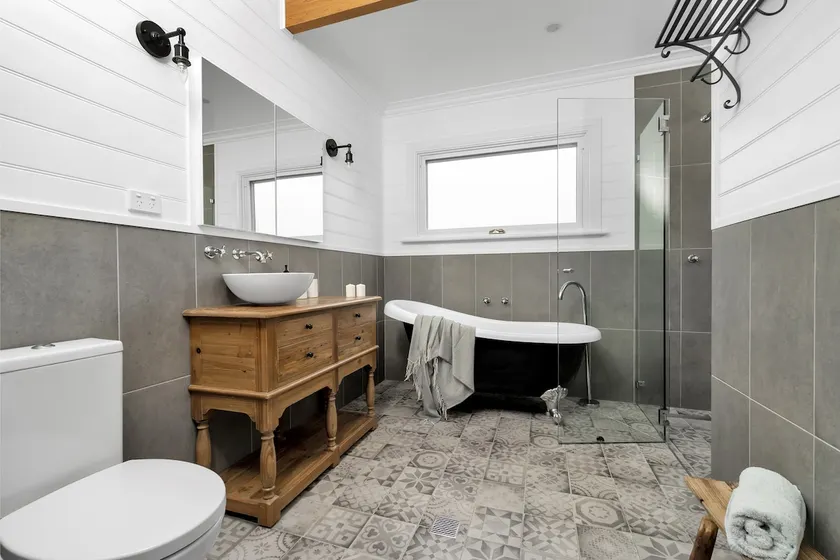 Quarry Hill Cottage, 1 minute walk into Berrima. - Image 1