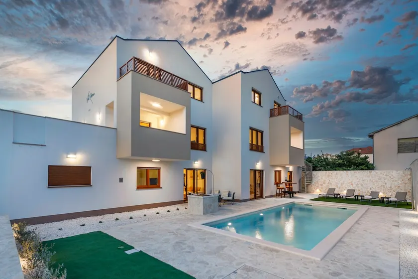 Vila Rušinac - private heated pool - Image 1