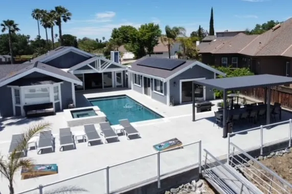 Waterfront w/ Pool/Jacuzzi & 6 Mins to Fast Water - Image 1