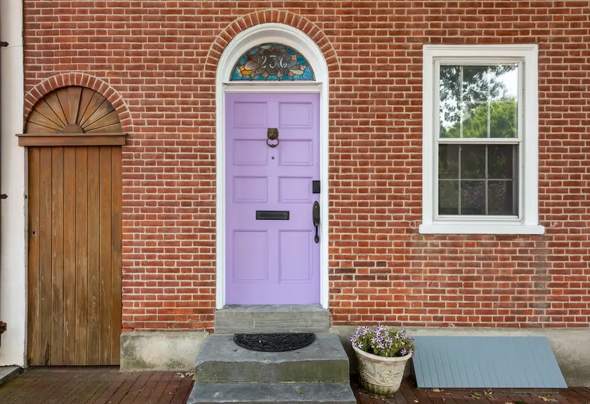 Historic Home on Gay Street. - Image 1