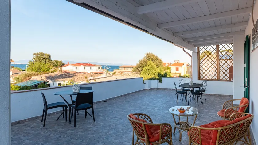 Villa d'Oro | sea view | 50 meters from Capoterra beach - Image 1