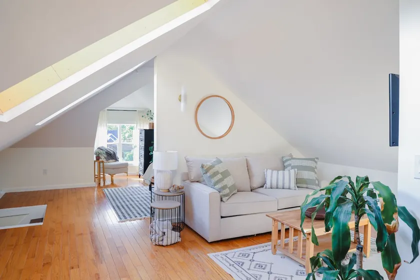 Stylish Portland Hideaway w/Patio - Image 1