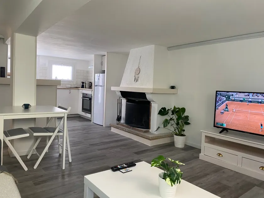 Cozy condominium apartment - Image 1