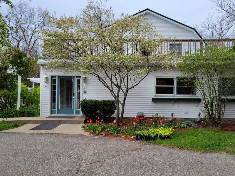 6 Bedroom Converted Carriage House on 127 Acres - Image 1