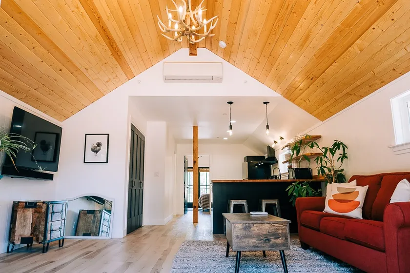 Sierra Cider's Yosemite Orchard Barn Loft - Image 1