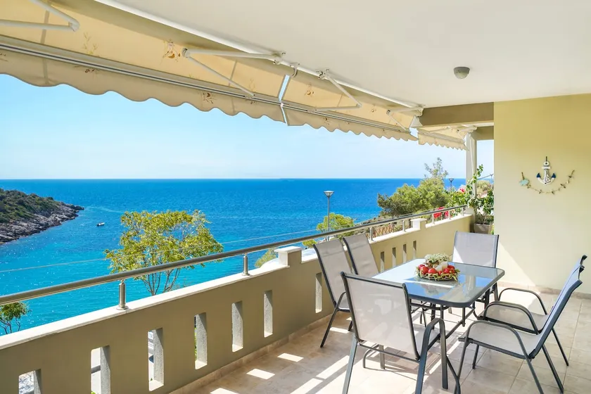 Lovely 3 bedroom apartament with amazing sea view - Image 1