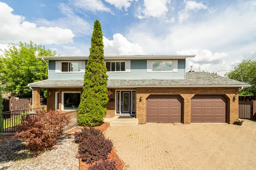 6 Room Vacation Home with AC - Image 1