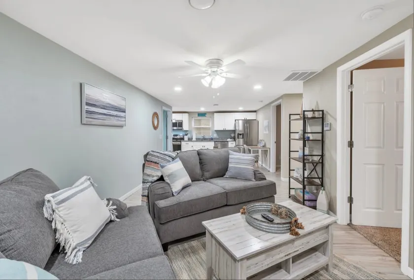 Best location in Uptown Maumee! King Bed-W/D-3TVs! - Image 1