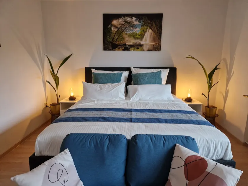 Urban Heaven Stays - 2 bedroom apartment - Image 1
