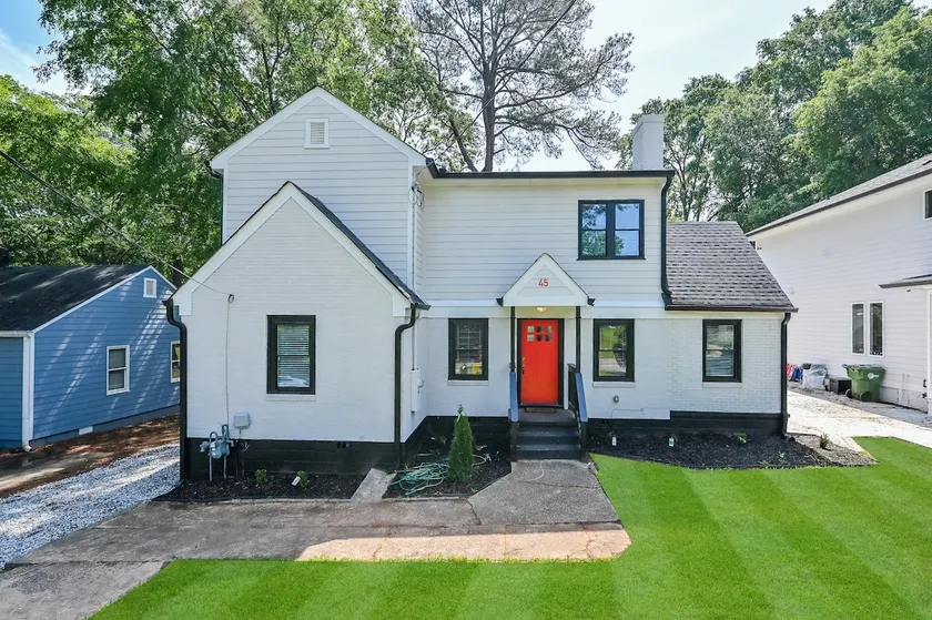 10 Minutes From Downtown Atlanta - Image 1