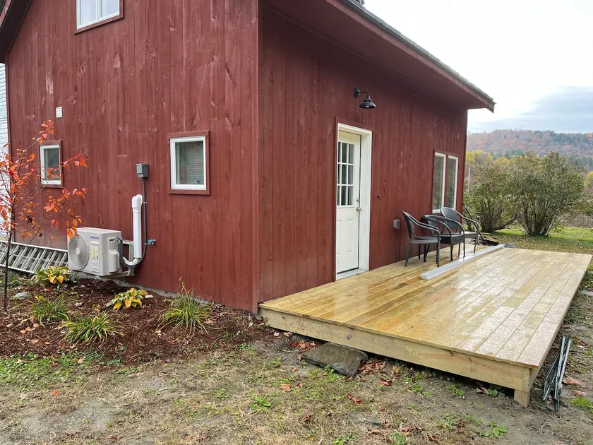 Farm stay between Stowe and Sugarbush Montpelier - Image 1