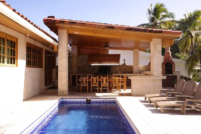 Cozy Casa Ken - Image 1