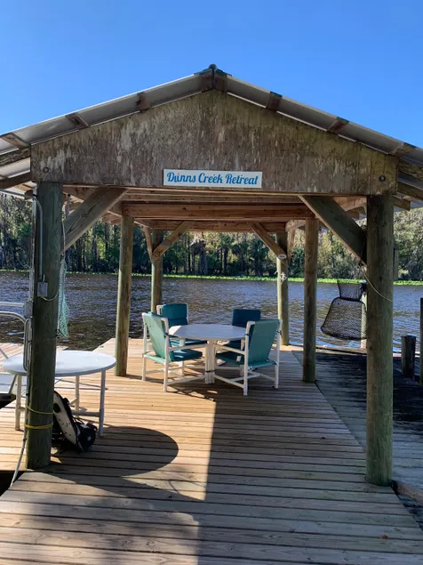 WATERFRONT RETREAT ON DEEP RIVER WITH LG DOCK AMAZING VIEWS & WILDLIFE - Image 1