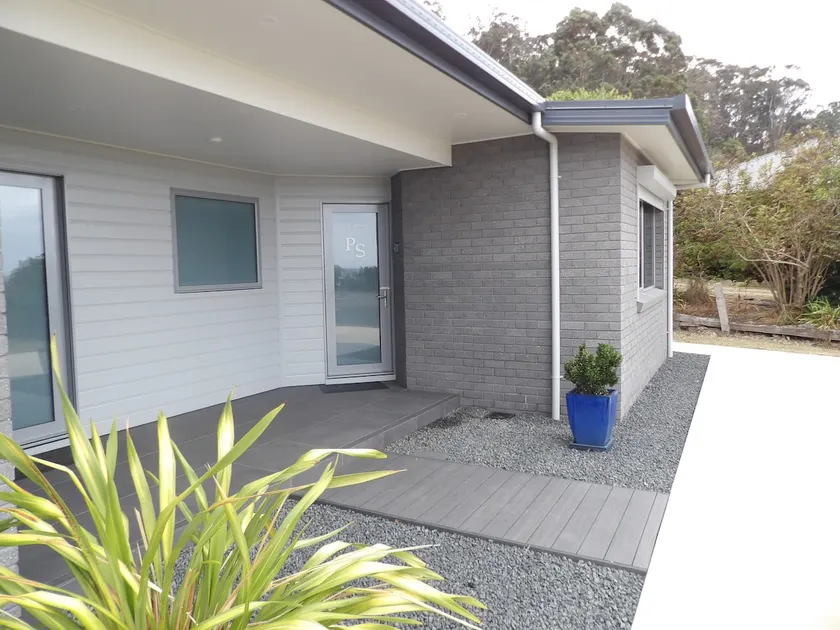 Coastal Modern Unit - Image 1