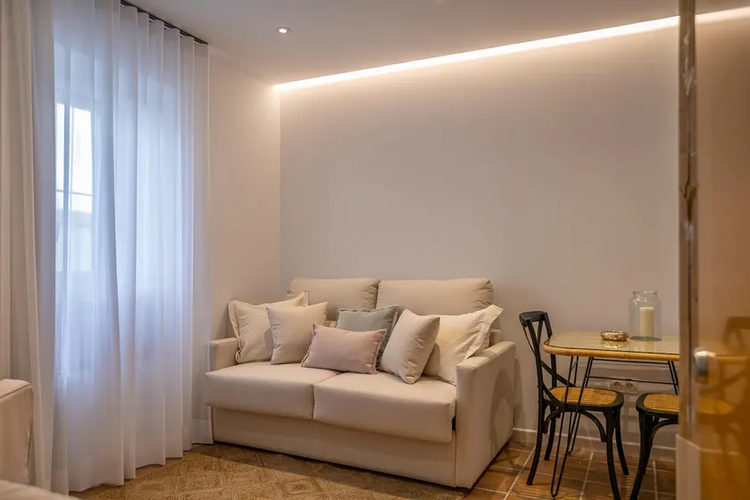 Florentia Homes 2 with patio - Image 1
