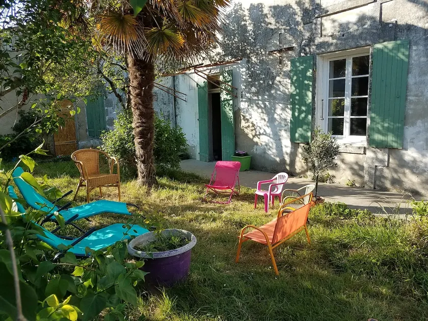 Family home in Charente-Maritime - Image 1