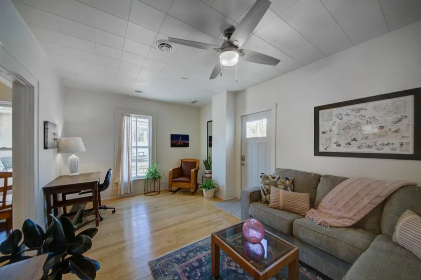 Quincy Home ~ Convenient & Historic Neighborhood - Image 1