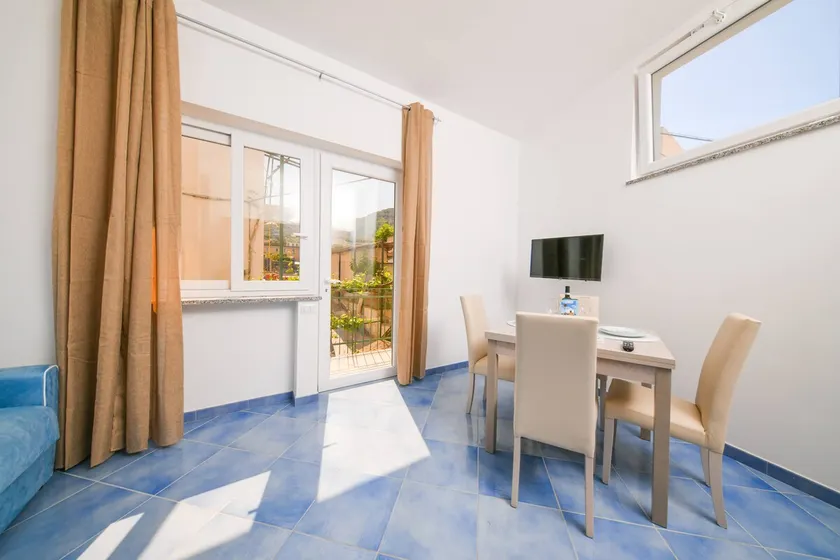 Isola Felice Apartment - 2 Bedrooms - Image 1