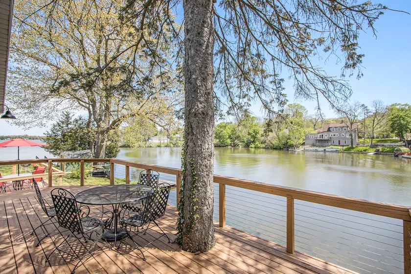 Gray Goose Cottage-Lake life and so much more. - Image 1