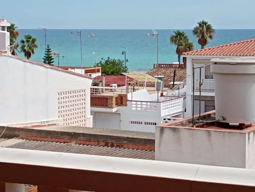 Méndez Núñez Apartment, Xilxes - Image 1