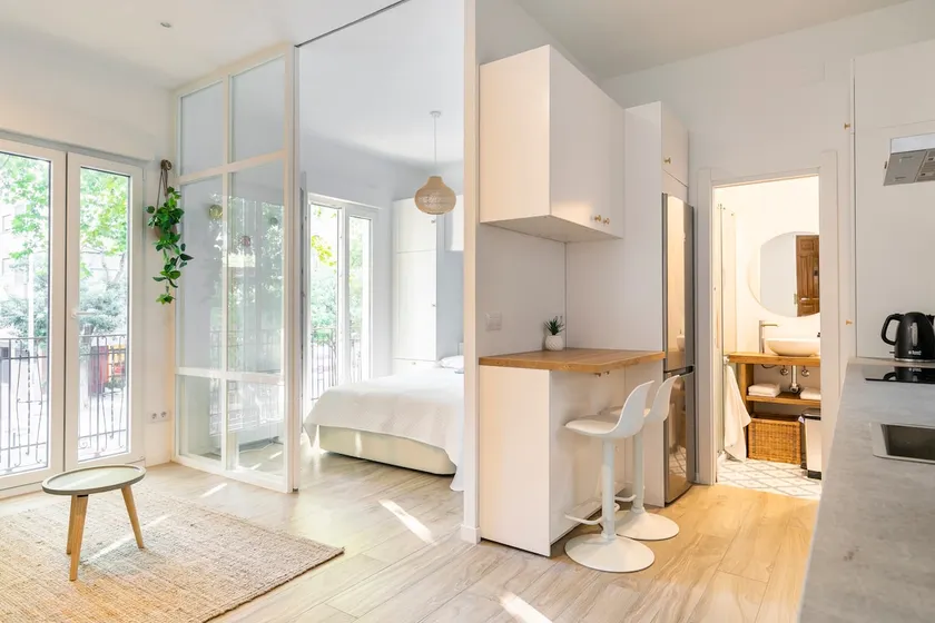 Charming 1 bedroom flat close to Royal Palace - Image 1