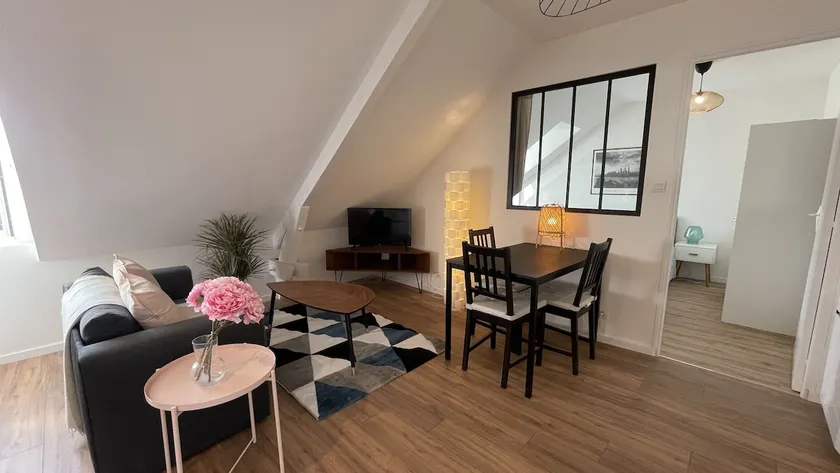 Le Cocon★★★ 2min Train station★ center★ Wi-Fi ★Free parking - Image 1
