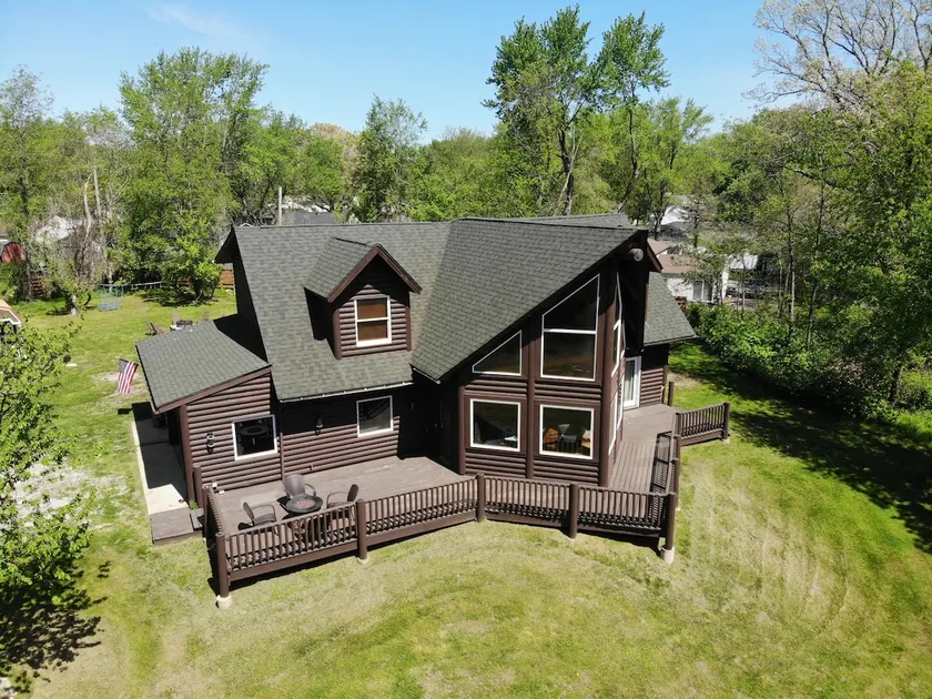 Cozy Log Cabin Near Indiana Dunes & Lake Michigan! - Image 1