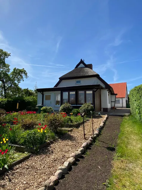 Vacation home with water views on the island of Usedom - Image 1