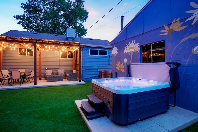 One of a Kind Home -HOT TUB, Pool Table & Fire Pit - 4 Mi to DT - Image 1