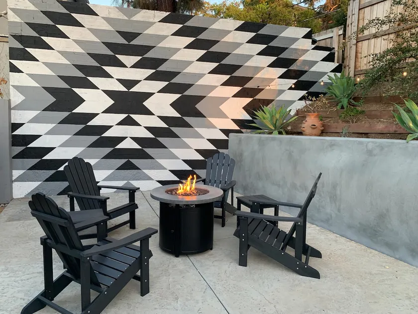 Entire Casa + Casita de Pueblo - Hot Tub, Fire Pit - Image 1