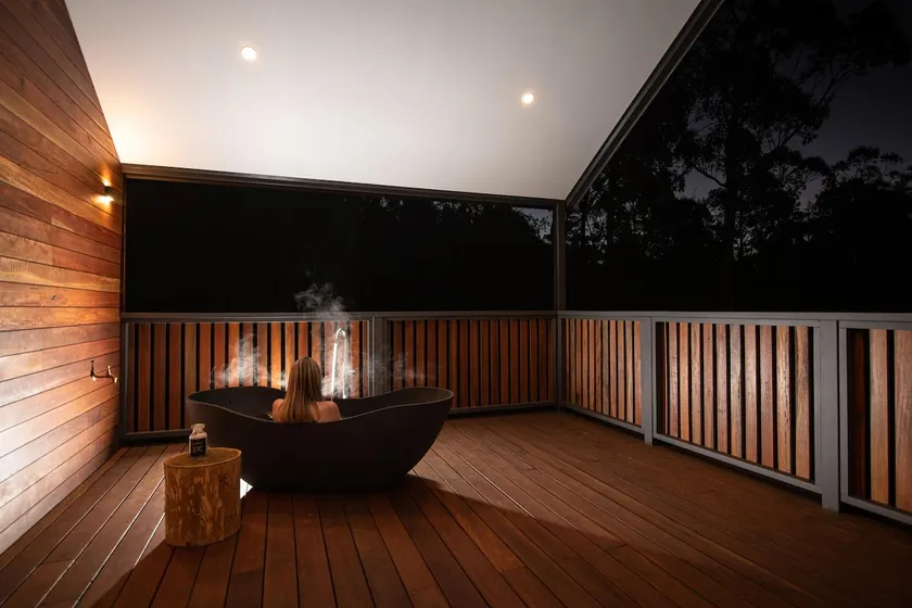 Blackjack - Deluxe Chalet - Image 1