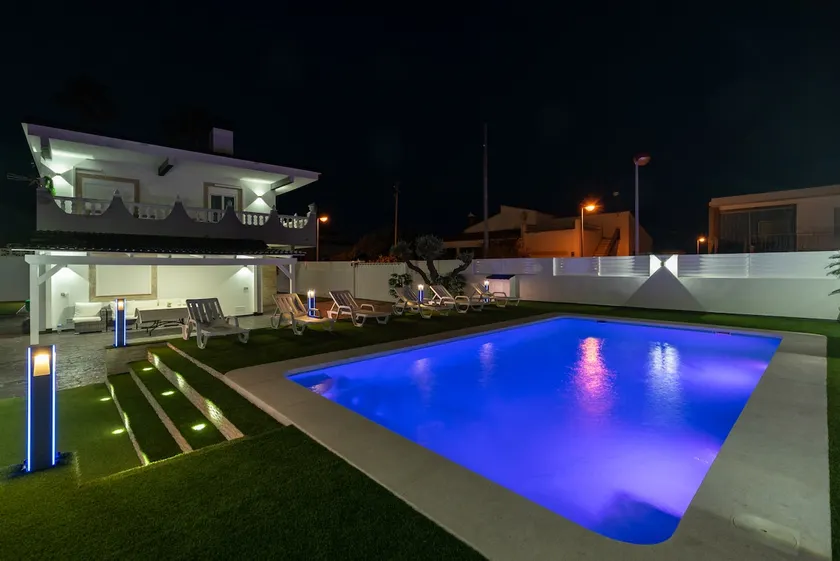 DREAM HOUSE - Image 1