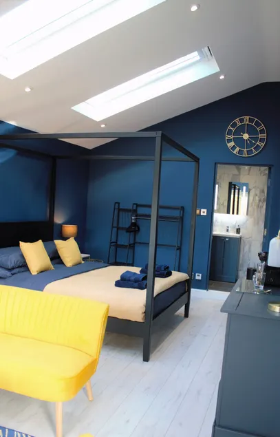Junior suite with parking, near York centre - Image 1