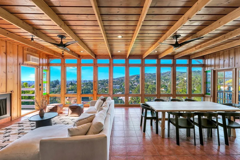 LA Luxe w/View Spacious &Stylish - Image 1