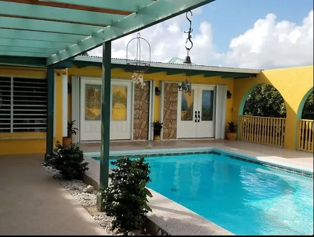 Five Bedroom Home with the Ultimate View - Image 1