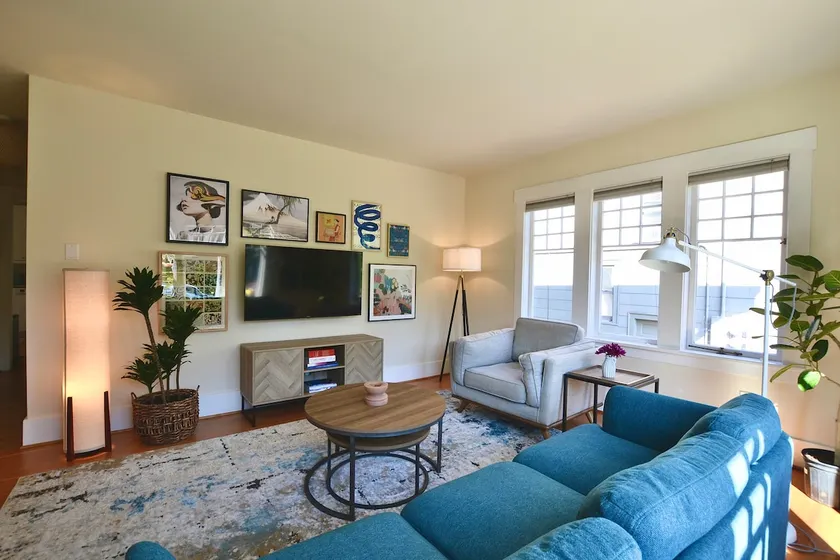 Capitol Hill 2BR Gem · Stroll to Parks & Cafés - Image 1